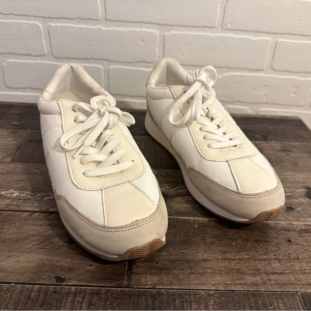 Madewell Stylish White and Cream Sneakers